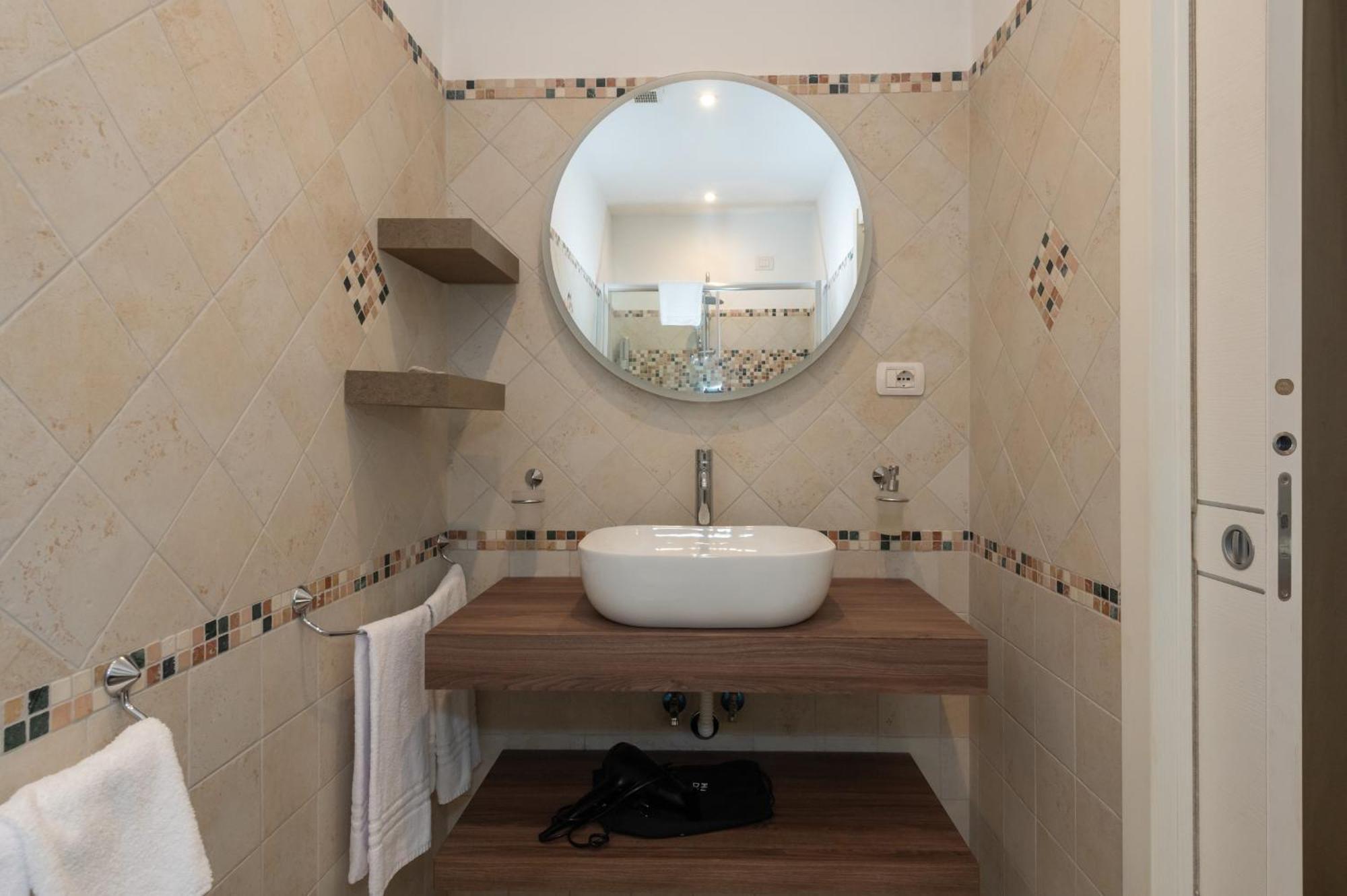 Nox Hotel Rome Bagian luar foto