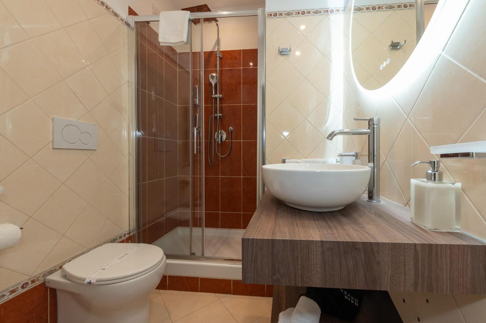 Nox Hotel Rome Bagian luar foto