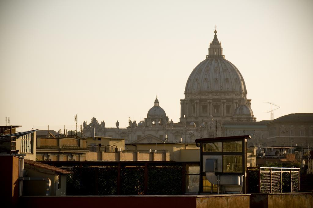 Nox Hotel Rome Bagian luar foto